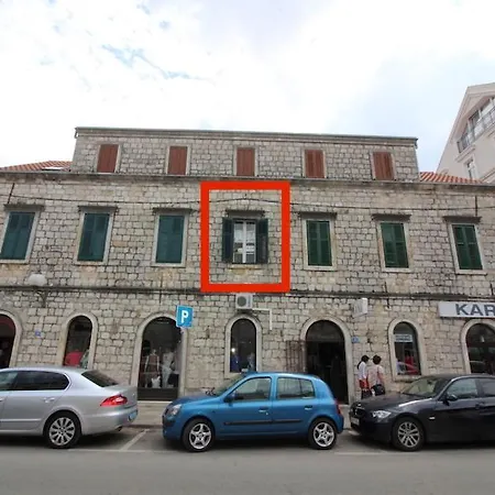 Perper Apartment *